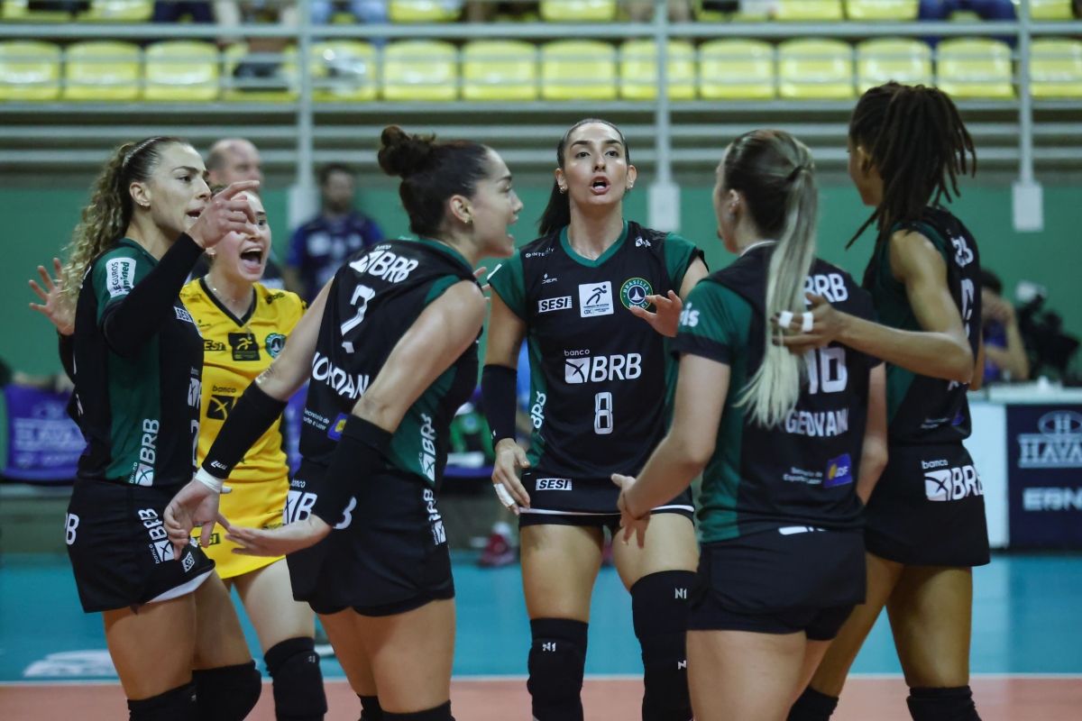 Brasília Vôlei encerra jejum e volta a vencer na Superliga