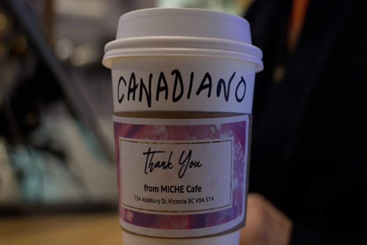 Canadá: cafeterias renomeiam “café americano” por “canadiano”; vídeo