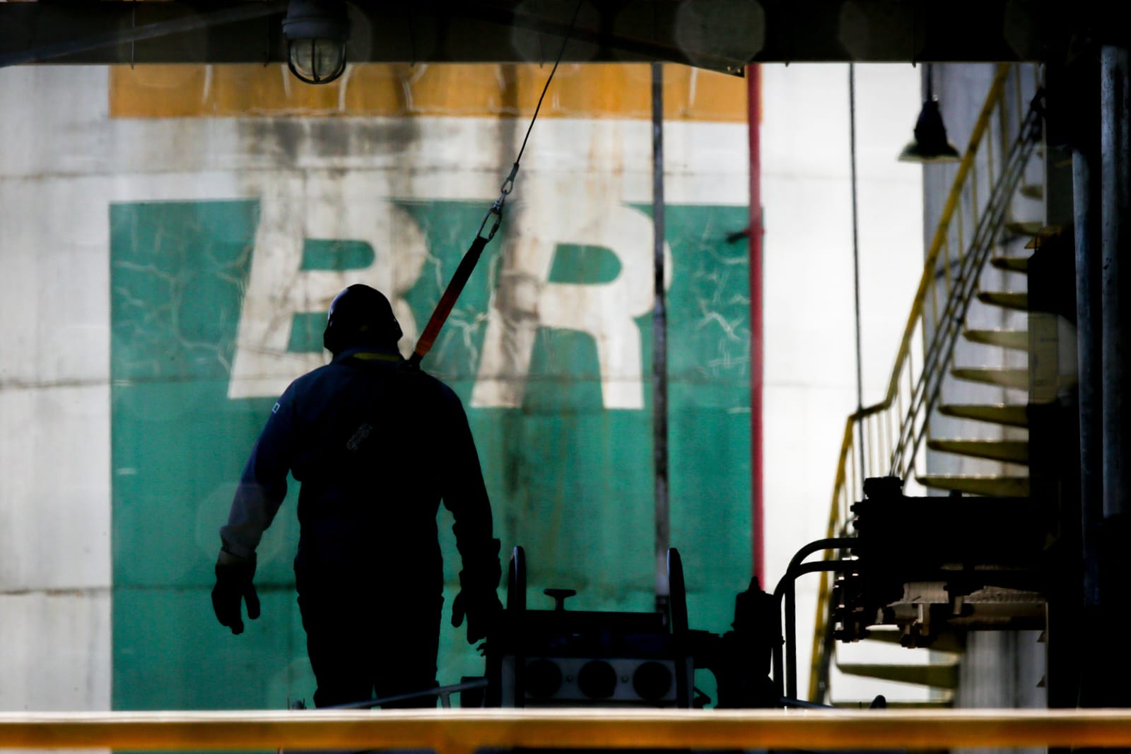 Por crise do teletrabalho, sindicatos da Petrobras convocam greve