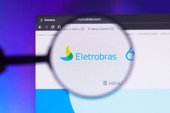 Eletrobras vê lucro subir 136% e anuncia recorde em dividendos