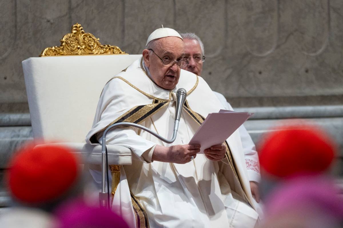 Situação da saúde do papa Francisco muda rotina de boletins. Entenda