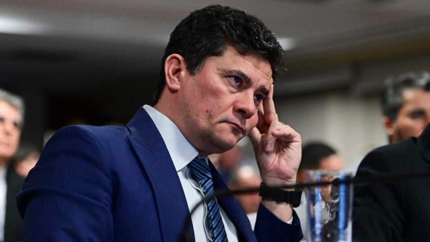 Moro não vai a ato em Copacabana, mas defende anistia