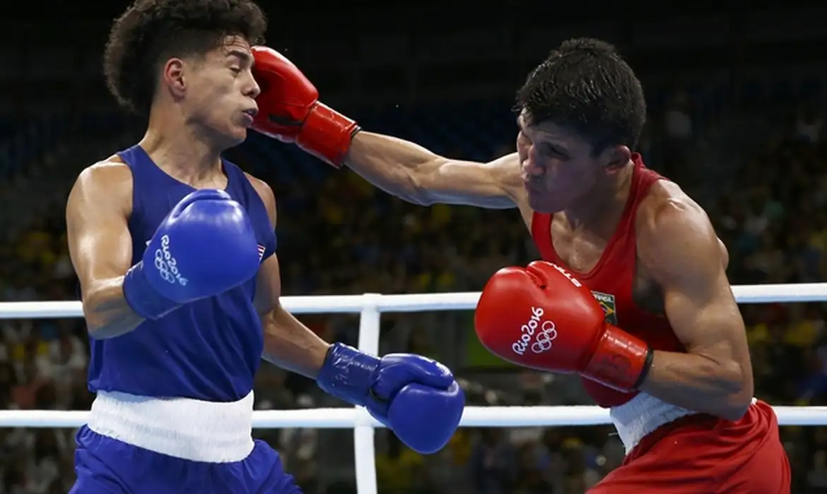 COI recomenda inclusão do boxe nos Jogos de Los Angeles 2028, diz Bach