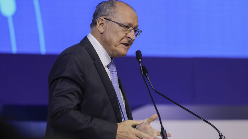 Setor de eletrodomésticos cresceu 29% em 2024, diz Alckmin