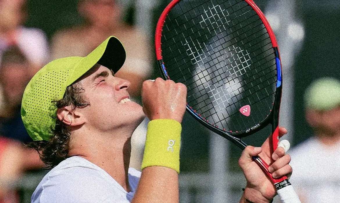 Após subir 20 posições, João Fonseca estreia no Masters 1000 de Miami