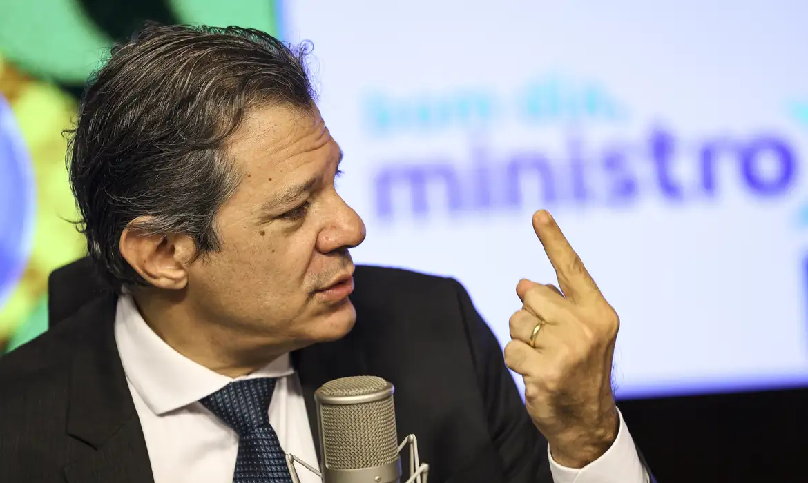 Projeto do IR enfrentará debate para aprovar contrapartida, diz Haddad