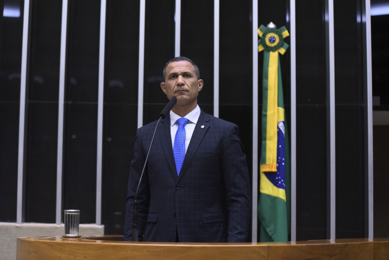 Deputado Coronel Assis vota a favor da PEC das Prerrogativas e defende mandato parlamentar livre de perseguições