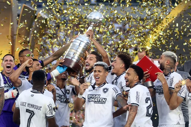 Com força mental, Botafogo é campeão da Libertadores ao superar Atlético-MG